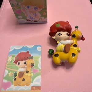 Dimoo world Pop mart figurine